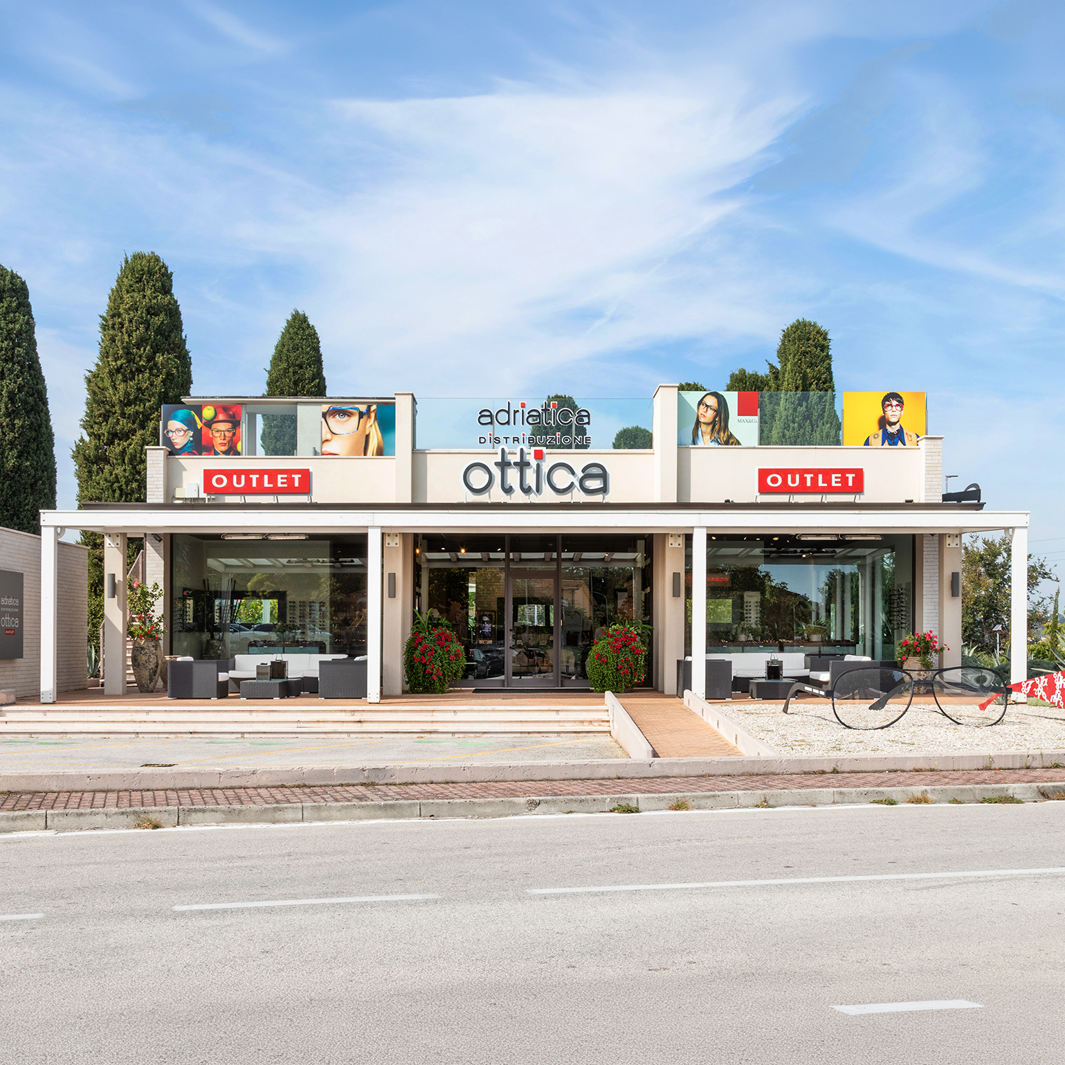 FACTORY OUTLET DI SIROLO